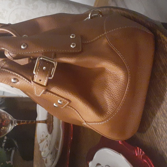 DOONEY & BOURKE LOGO LOCK SHOULDER BAG - Picture 7 of 9